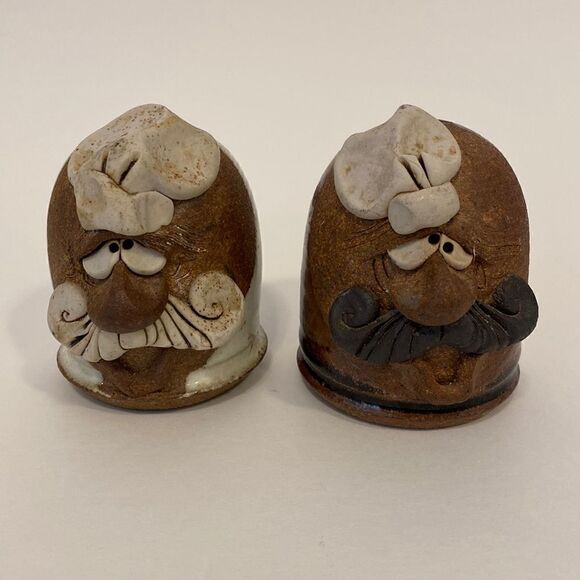 Funny Face Men Chef Hat Salt and Pepper Shakers - Picture 1 of 8